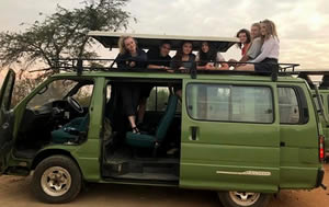 (Budget) Car Rental in Uganda with a Driver Guide